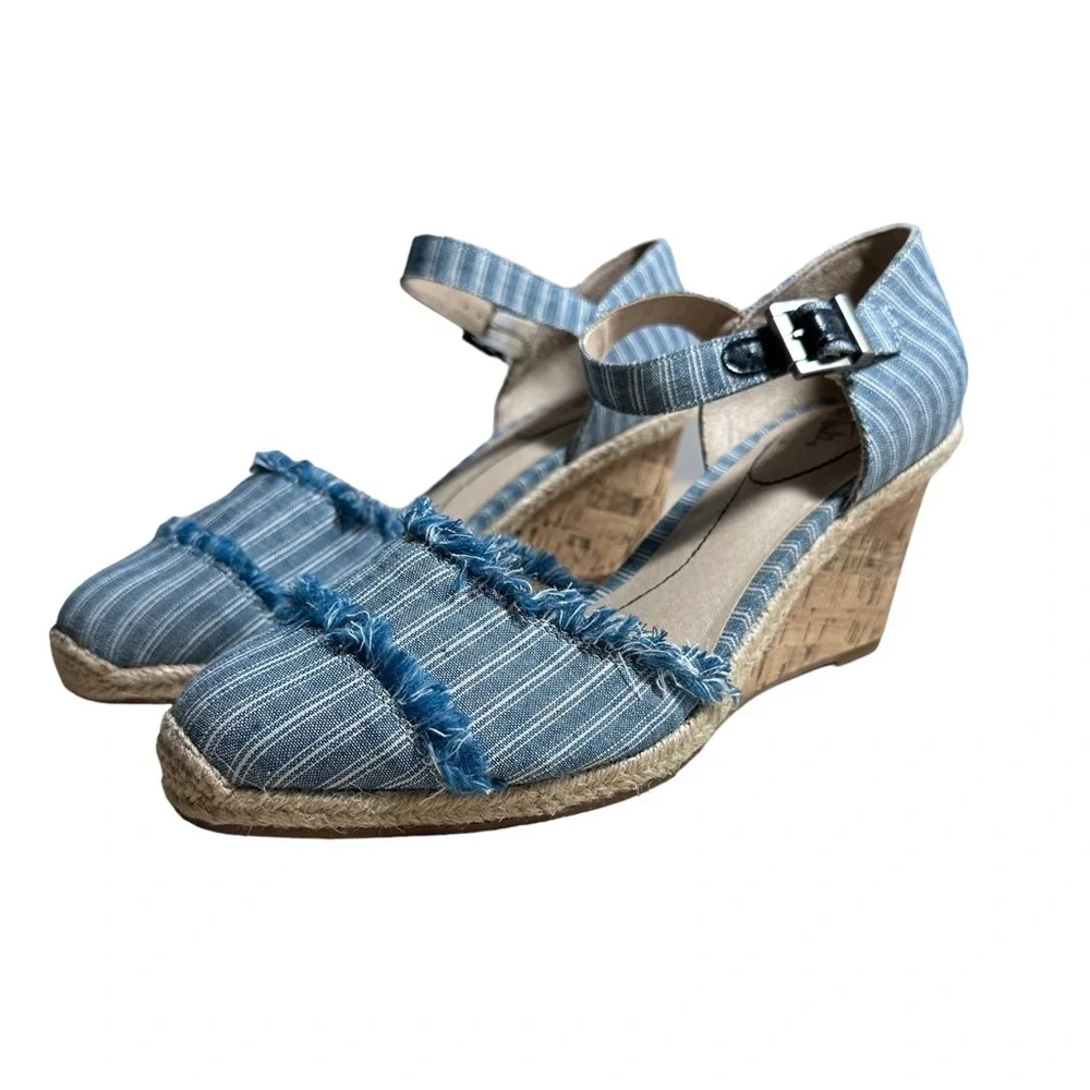 NWT‎ Life Stride Espadrille Wedges